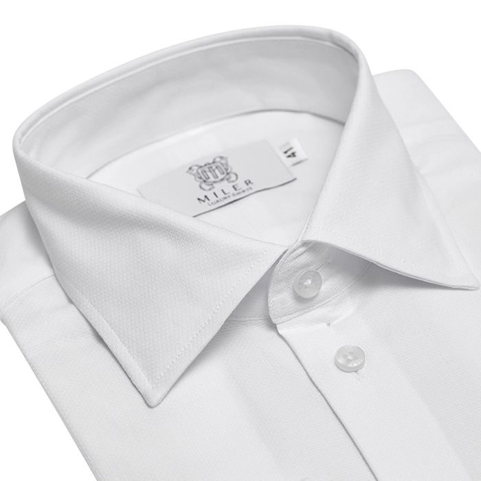 Biała koszula na spinki formalna z wyraźną fakturą