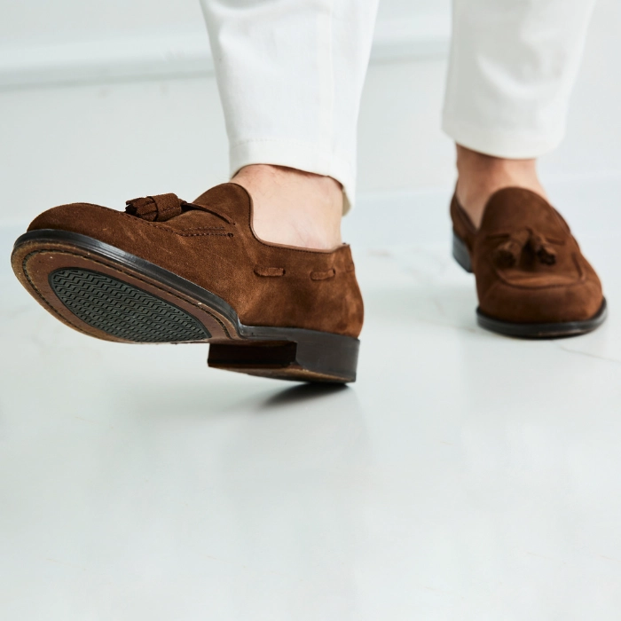 Zamszowe buty męskie MILER tassel loafers brązowe