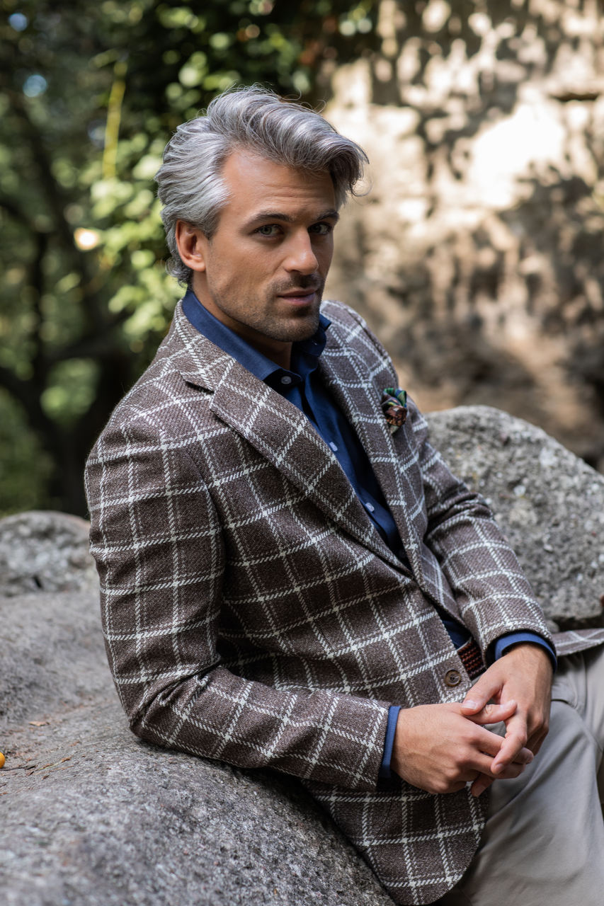 Brown Madeira jacket in windowpane check