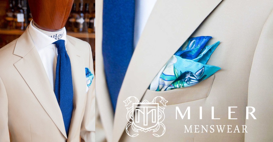 Single-breasted beige suit